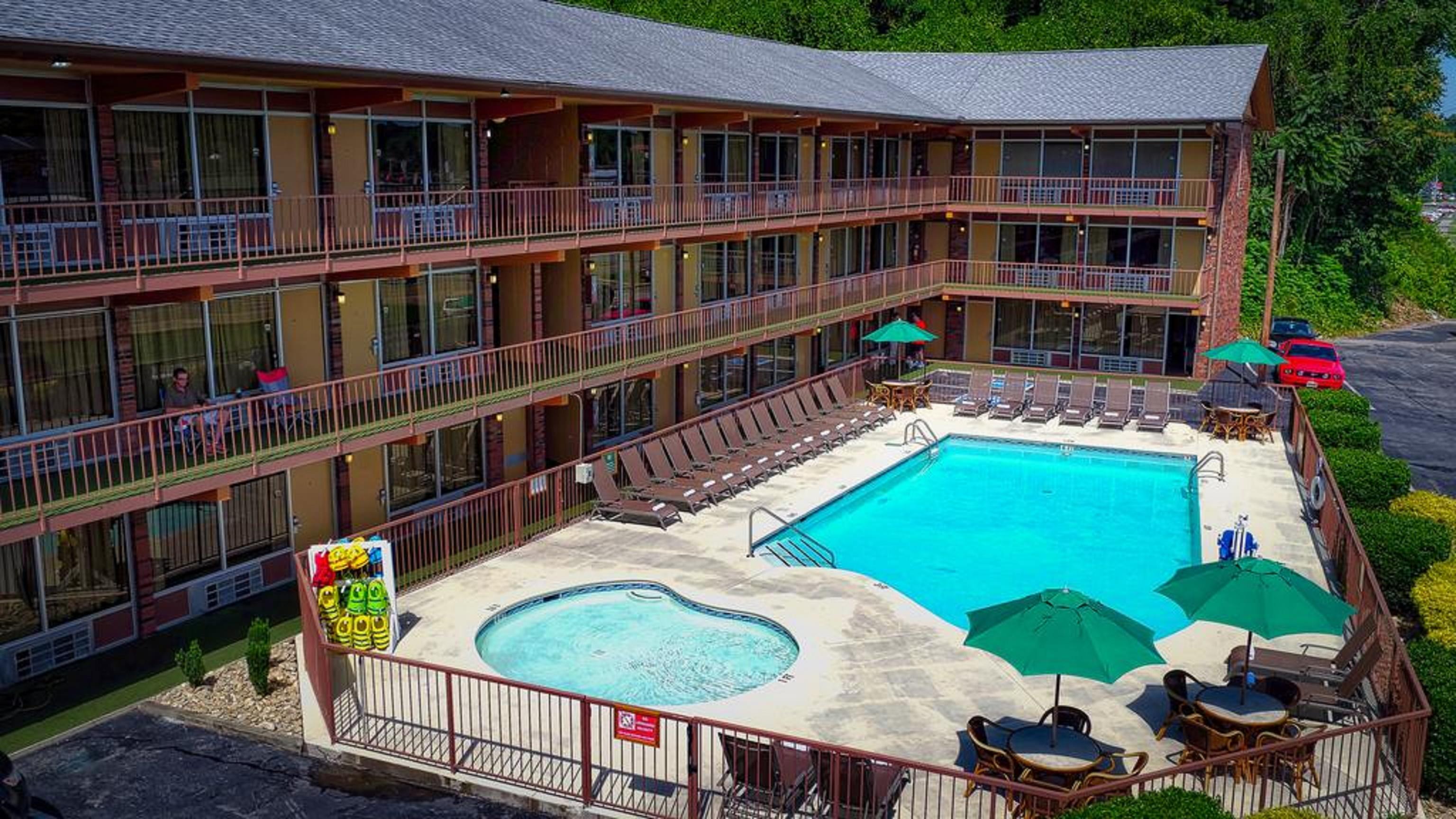 Wild Bear Inn Pigeon Forge Eksteriør billede
