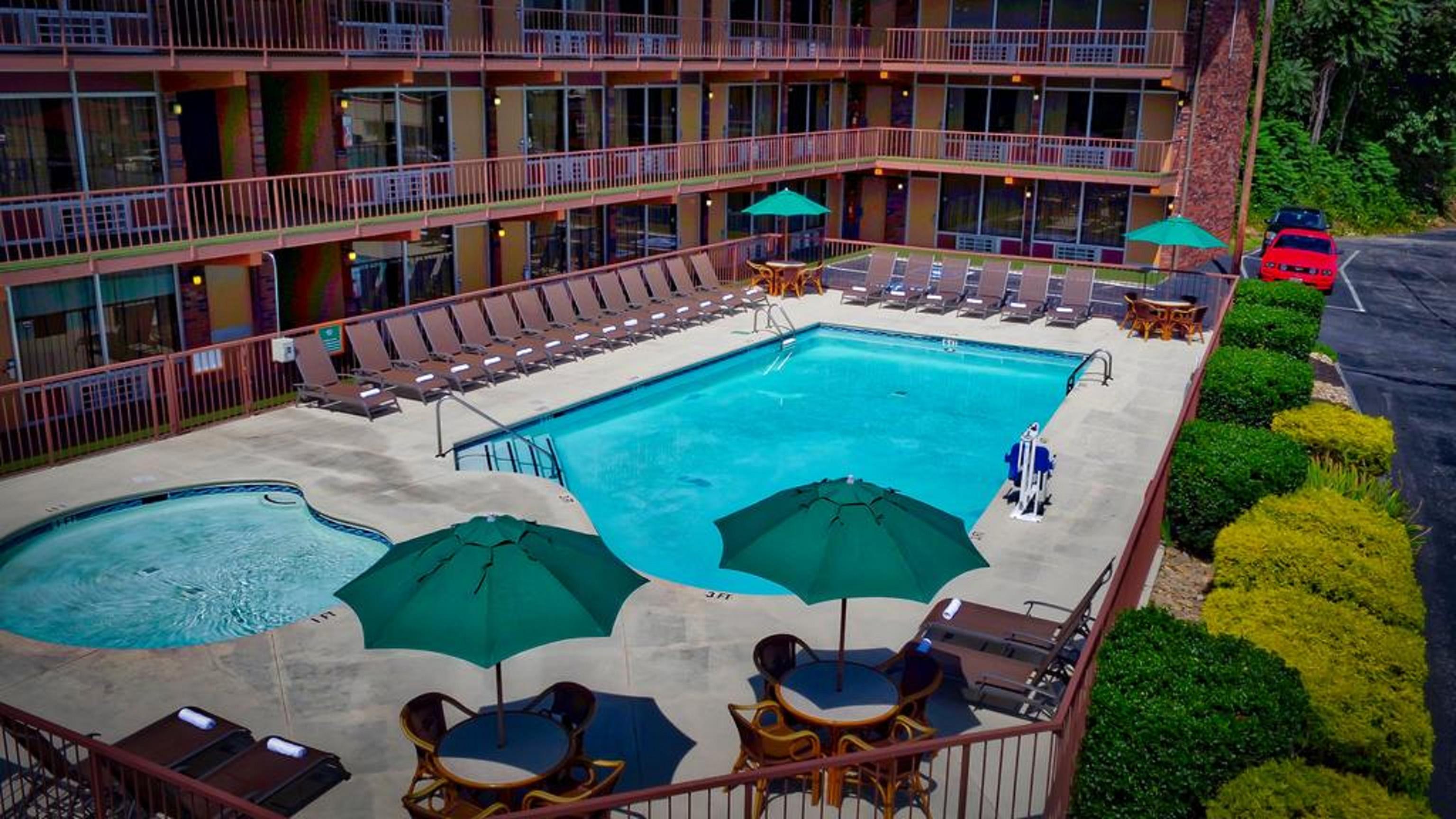 Wild Bear Inn Pigeon Forge Eksteriør billede
