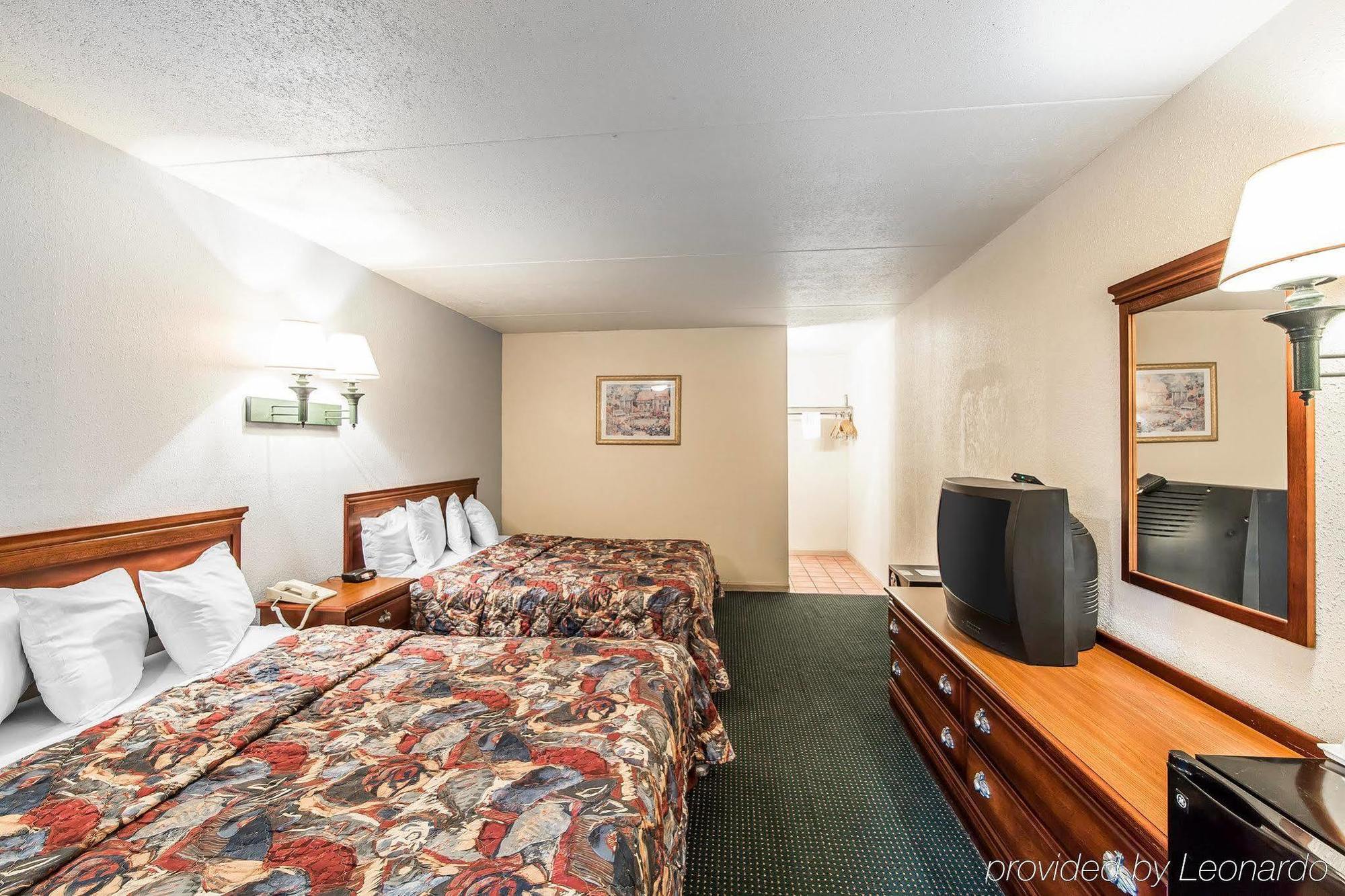 Wild Bear Inn Pigeon Forge Eksteriør billede