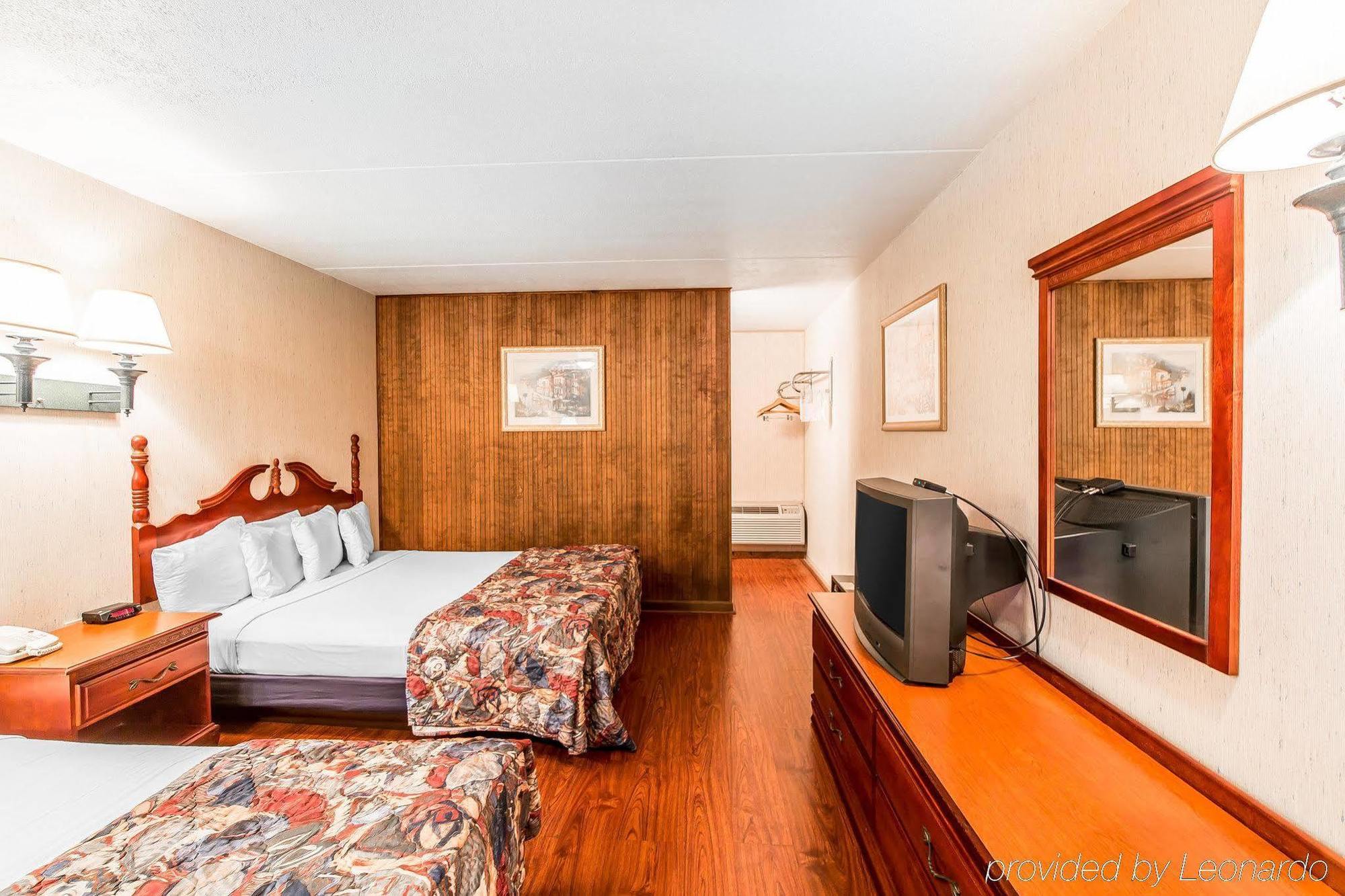 Wild Bear Inn Pigeon Forge Eksteriør billede