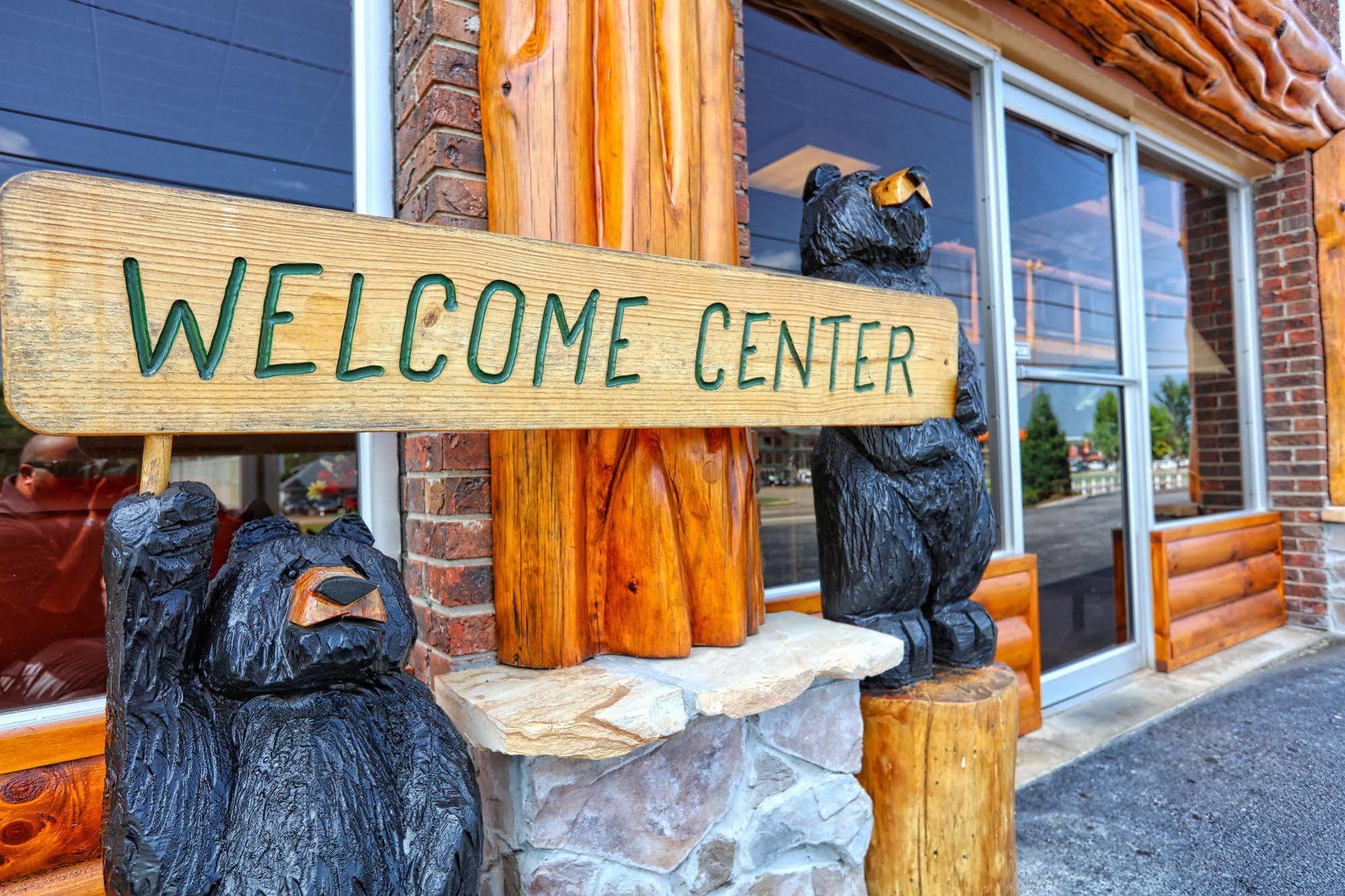 Wild Bear Inn Pigeon Forge Eksteriør billede